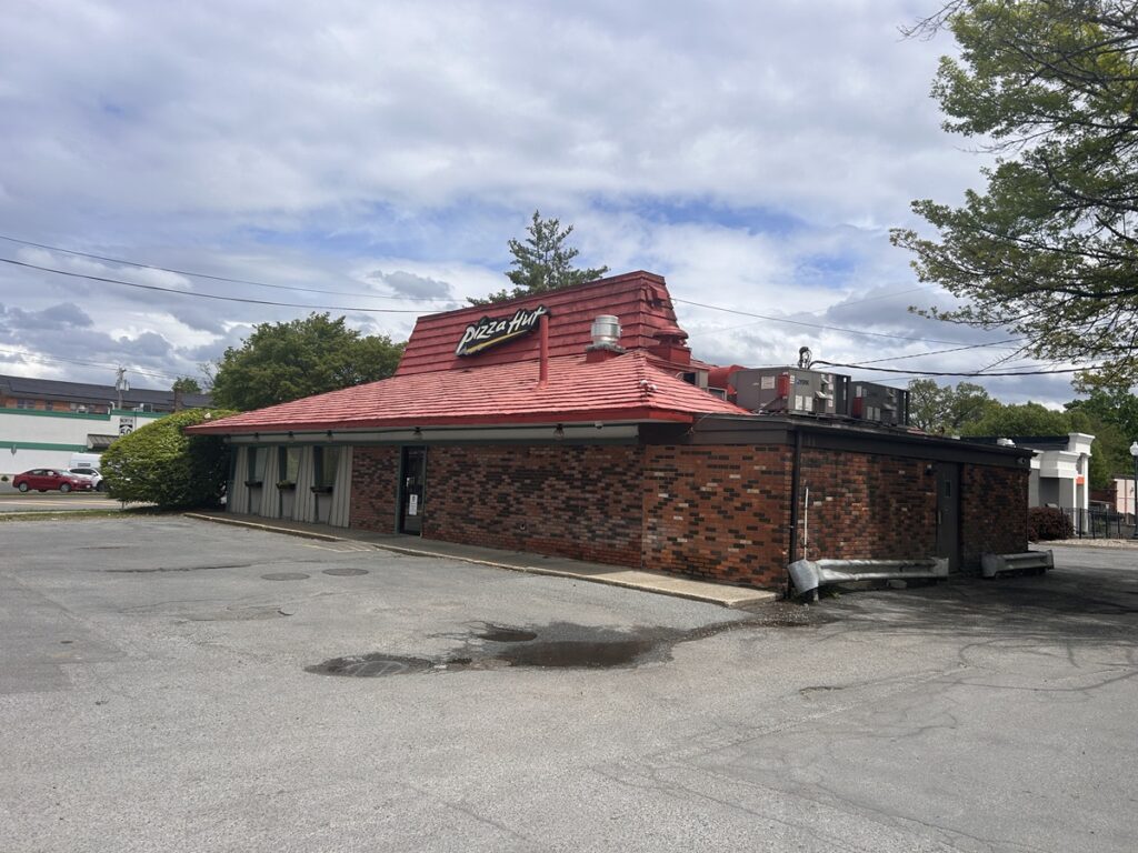 Revenue Insights for Pizza Hut Franchisees​